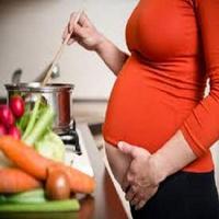 Pregnancy foods guide ポスター