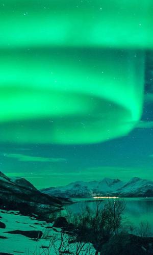 Featured image of post Cellulare Aurora Boreale Sfondo Aurora boreale aurora boreale collana aurora ciondolo aurora collana di boreale gioiello della luce settentrionale