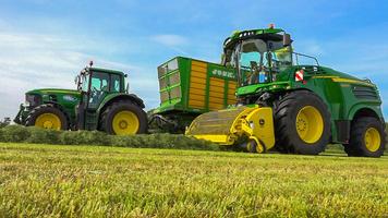 Forage Combine Real Farm syot layar 2