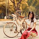 Bicycle Girls Wallpapers APK