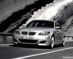 Best Jigsaw Puzzles BMW M5 Sedan screenshot 3