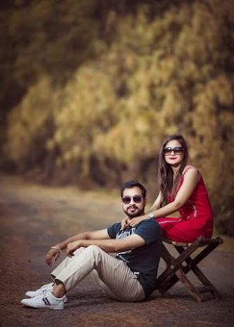 Couple Photo Poses Pre Wedding Couple Photoshoot For