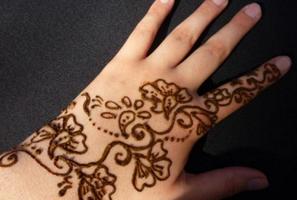 Skin design henna تصوير الشاشة 1