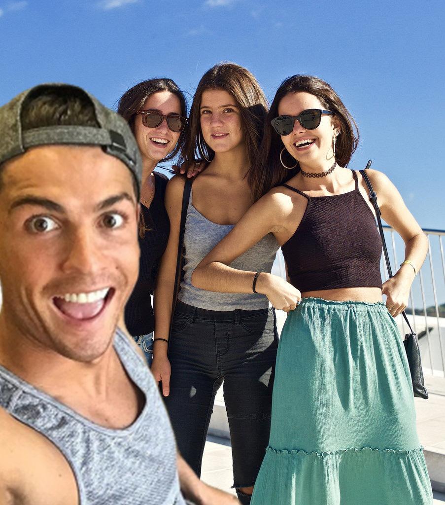 TÉLÉCHARGER CR7 SELFIE GRATUIT TÉLÉCHARGER CR7 SELFIE GRATUIT