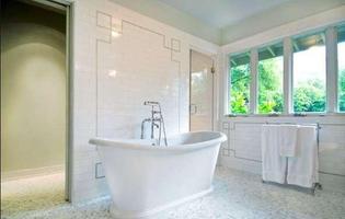 Small Bath Remodel Ideas تصوير الشاشة 1