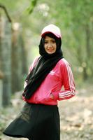 Sportliche Hijab-Stil-Ideen Screenshot 2