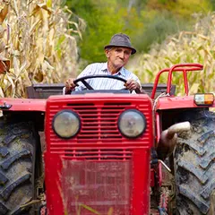 Farmer Tractor APK download