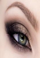 Tutorial Augen Make-up Screenshot 2