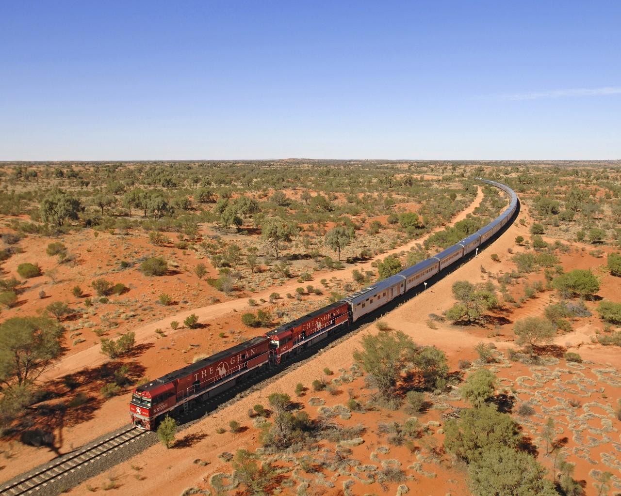 Железные дороги африки. Железная дорога в пустыне Каракум. Трансавстралийская железная дорога. Пустыня Гоби железная дорога.