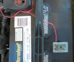 BLE Car Battery Monitor Affiche