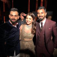 Virat Anushka Wedding Album Unseen Pics captura de pantalla 2