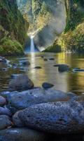 Magic waterfall in the distanc स्क्रीनशॉट 1