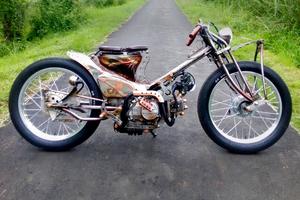 Desain Modifikasi Sepeda Motor 포스터