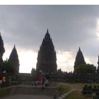 tour of prambanan temple Indonesia captura de pantalla 3