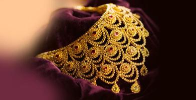 برنامه‌نما Mangalsutra Designs - jewelry Design عکس از صفحه
