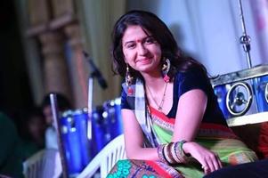 Kinjal dave hd videos / Navratri garba video songs-poster