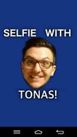 Selfie with Tonas 海報