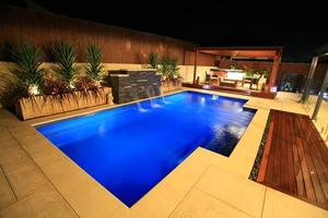 250 Pool Design Ideas gönderen