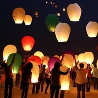 برنامه‌نما Lanterns love LWP عکس از صفحه