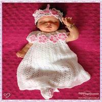 Woman Knitted baby clothes imagem de tela 2