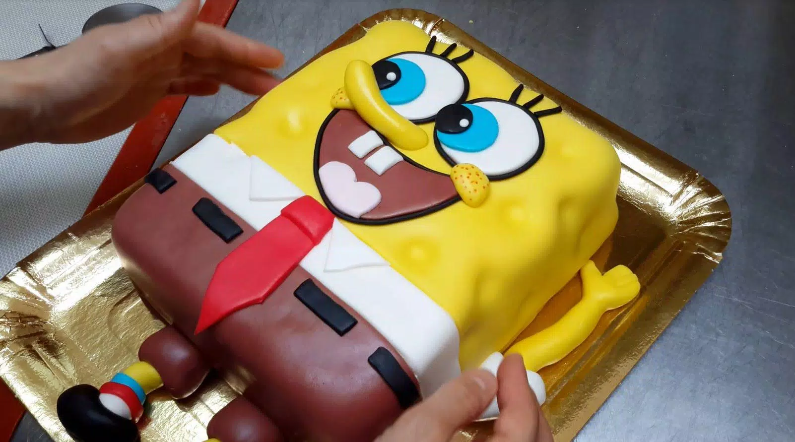 Happy Birthday Cake Step by Step Video Tutorial APK per Android Download Happy Birthday Cake Step by Step Video Tutorial APK per Android Download