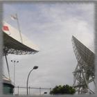 Icona Satellite Dish Wallpaper