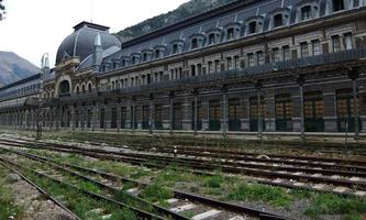 Canfranc RailwayStation Escape syot layar 1