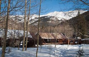 放棄された鉱山の町のエスケープ スクリーンショット 2