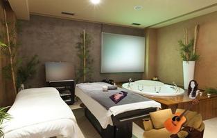 Modern Spa House Escape 2 gönderen