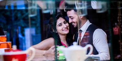 Roshani & Ankit syot layar 1