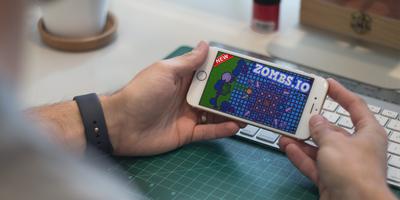 Guide for ZOMBS.IO постер