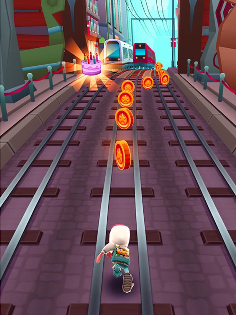 Которые там скачивать нужно игры. Бегалки Subway Surfers. Игра бегалки Subway Surfers для компьютера. Сабвей сёрф монетки. Игра бежать Subway Surf.