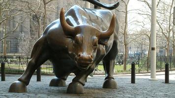 Wall Street Bull Wallpapers ポスター