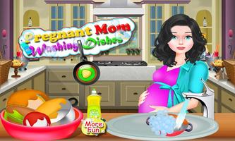 Pregnant Mom Washing Dishes Affiche