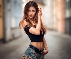 برنامه‌نما Hot Girls Wallpapers عکس از صفحه