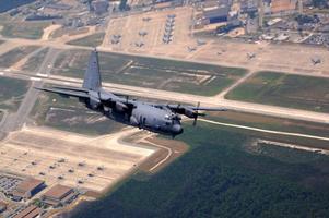 AC130 Gunship Wallpaper Images 海報