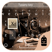 ”Moments Emoji & Theme Keyboard