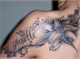 برنامه‌نما Name Tattoo عکس از صفحه