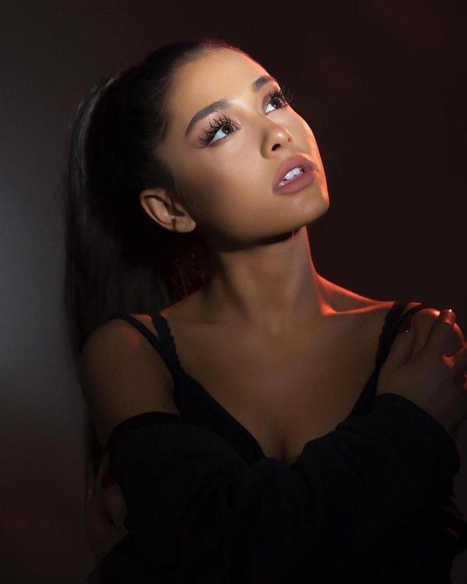 Featured image of post Ariana Grande Wallpaper 2020 : See more ideas about coming out, fundaluri, charlie puth.