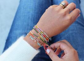 DIY Bracelet Ideas پوسٹر