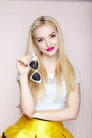 Dove Cameron Wallpapers screenshot 1