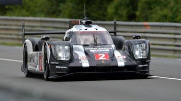 Le mans 24 Hour Racing Wallpaper 포스터