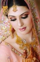 Bridal Makeup Tutorial imagem de tela 1