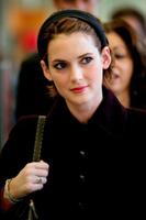برنامه‌نما Winona Ryder wallpapers HD عکس از صفحه