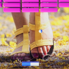 Woman Feet ( brick Breaker ) icono