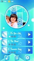 Dani y Evan Piano Tiles Game Poster