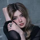خلفيات بنات كيوت simgesi