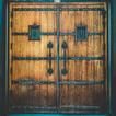 ikon door wallpaper