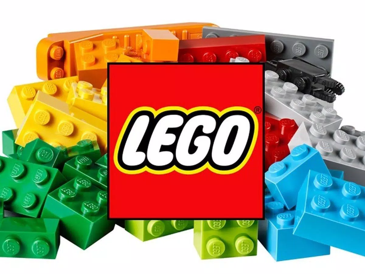 LEGO CSR