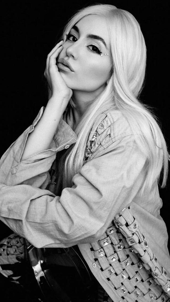 Ava Max Wallpaper For Android Apk Download